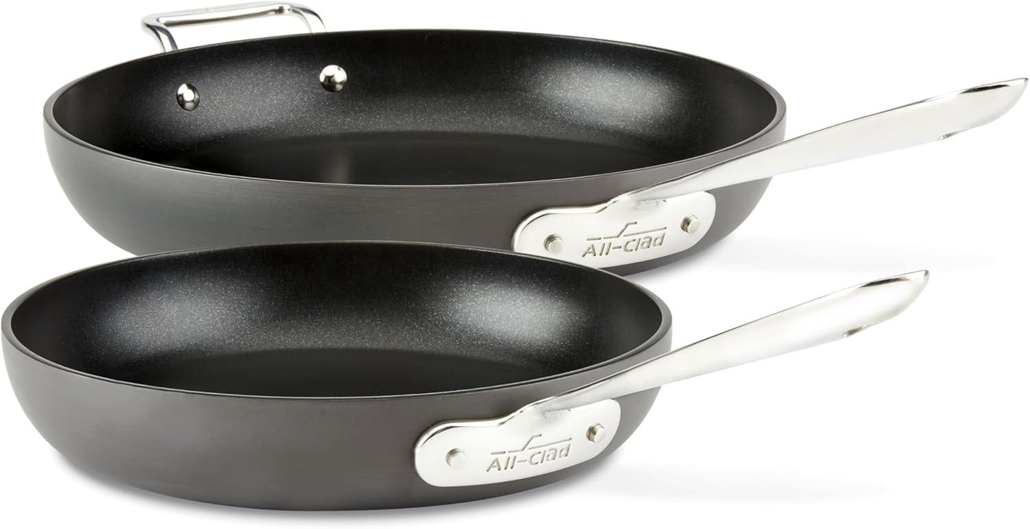 All-Clad HA1 Hard Anodized Non Stick Fry Pan Set 3 Piece, 8, 10, 12 Inch Frying Pans w/ Lid, Induction, Oven Broiler Safe 500F, Lid Safe 350F, Skillets, Pots and Pans Set Non Stick, Cookware, Black