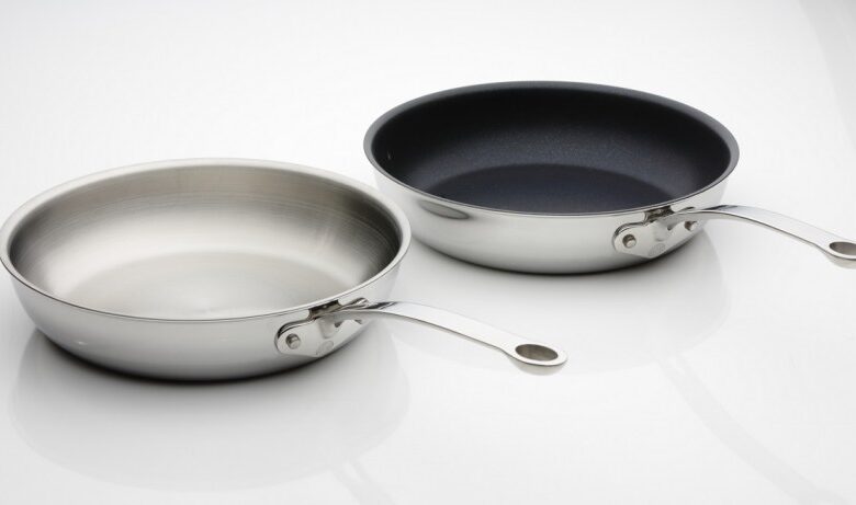 Understanding the difference: non-stick vs stainless steel cookware