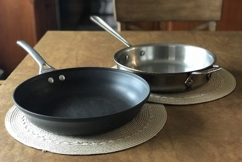 Understanding the difference: non-stick vs stainless steel cookware
