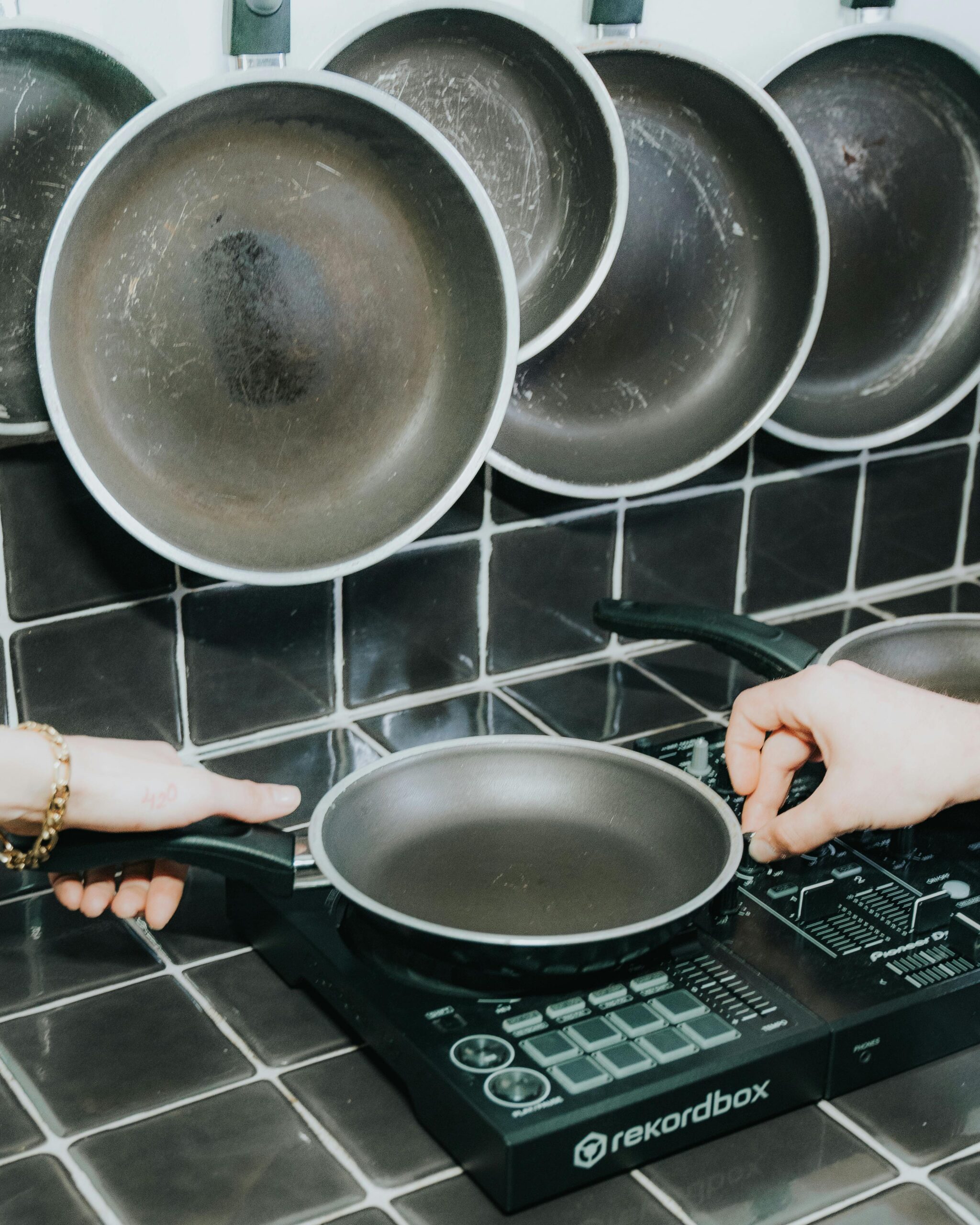Aufranc Stainless Steel pots and pans set, Piece Nonstick Kitchen Induction Cookware Set,Works with Induction/Electric and Gas Cooktops, Nonstick, Dishwasher